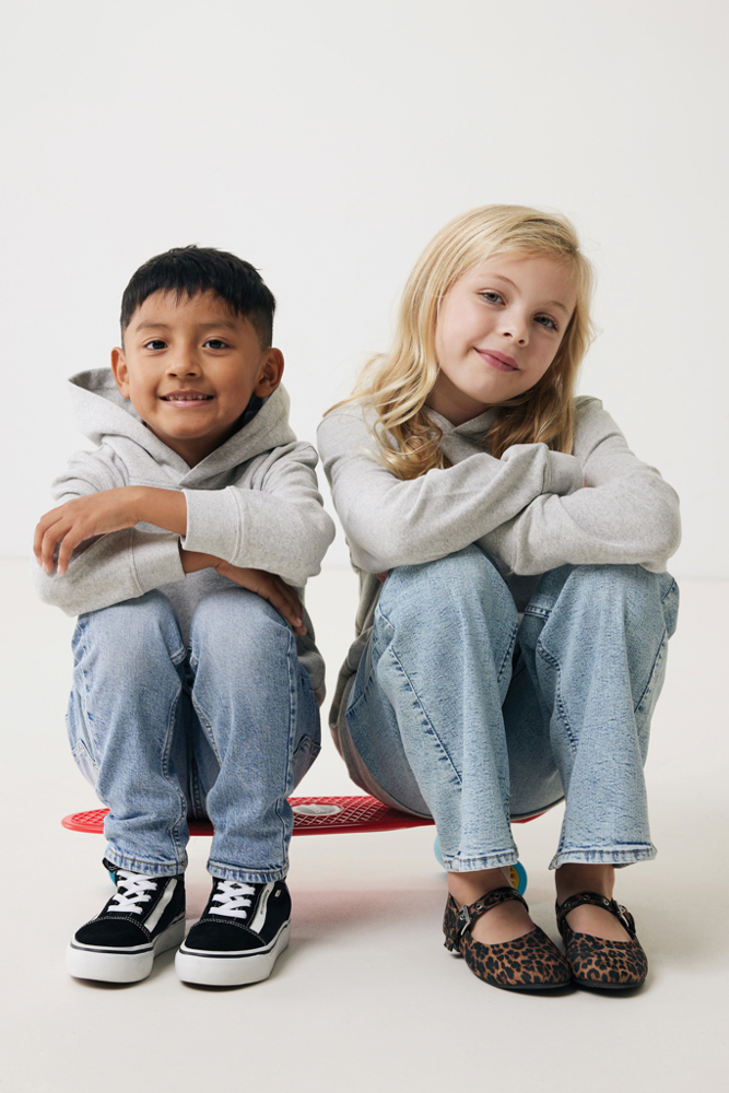 IQONIQ Yengo kids recycled katoen hoodie met steekzakken