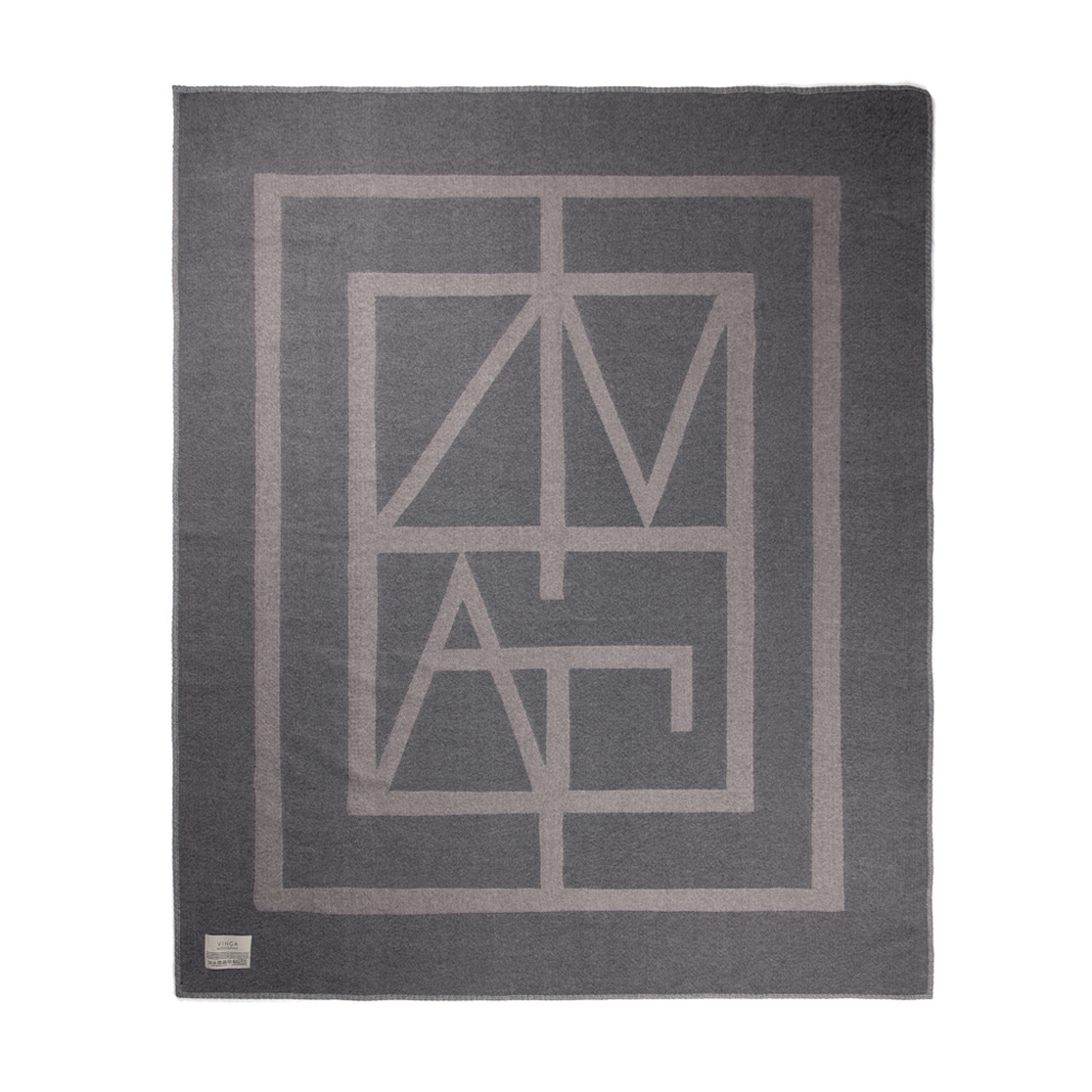 VINGA Monogram GRS deken