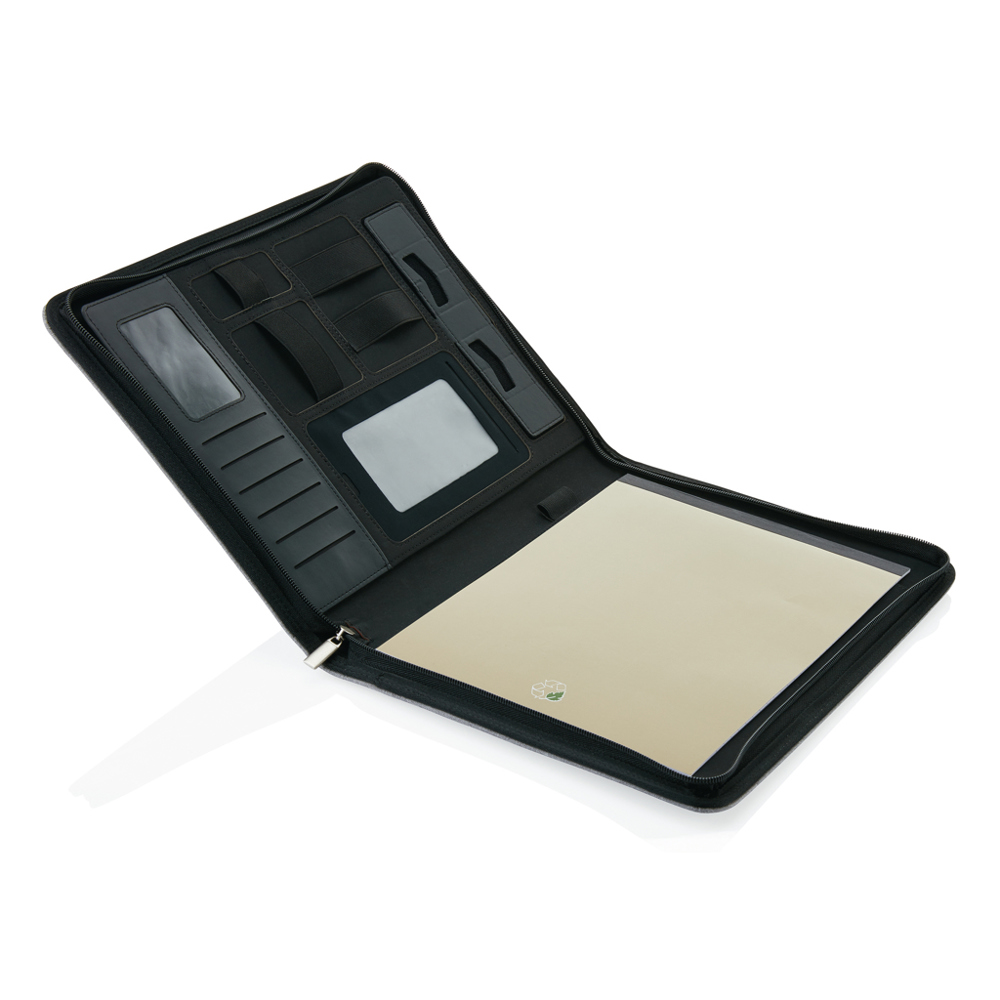 Essential tech portfolio met rits