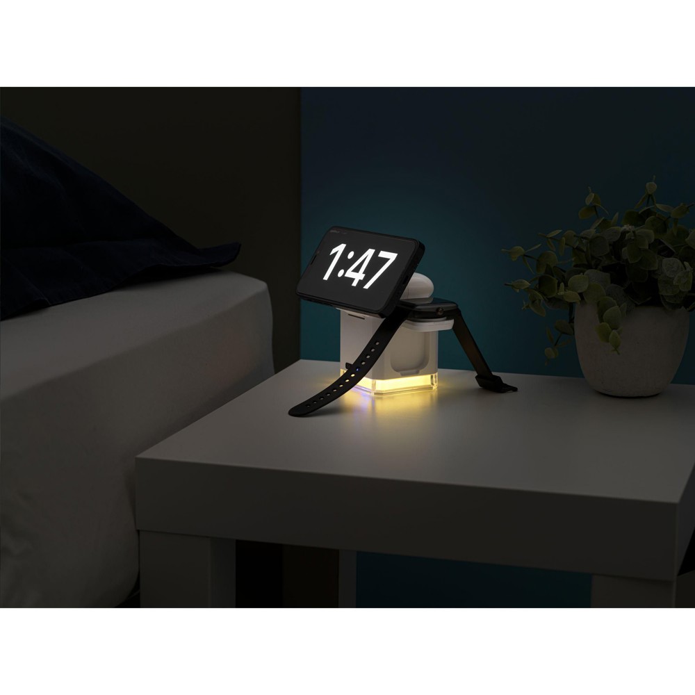 Cube Magsafe 3-in-1 RCS Recycled ABS Charging Stand