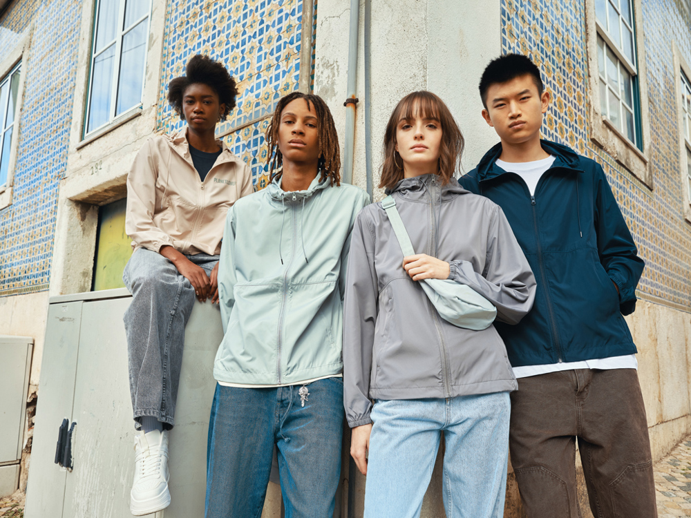 IQONIQ Logan gerecycled polyester lichtgewicht jas